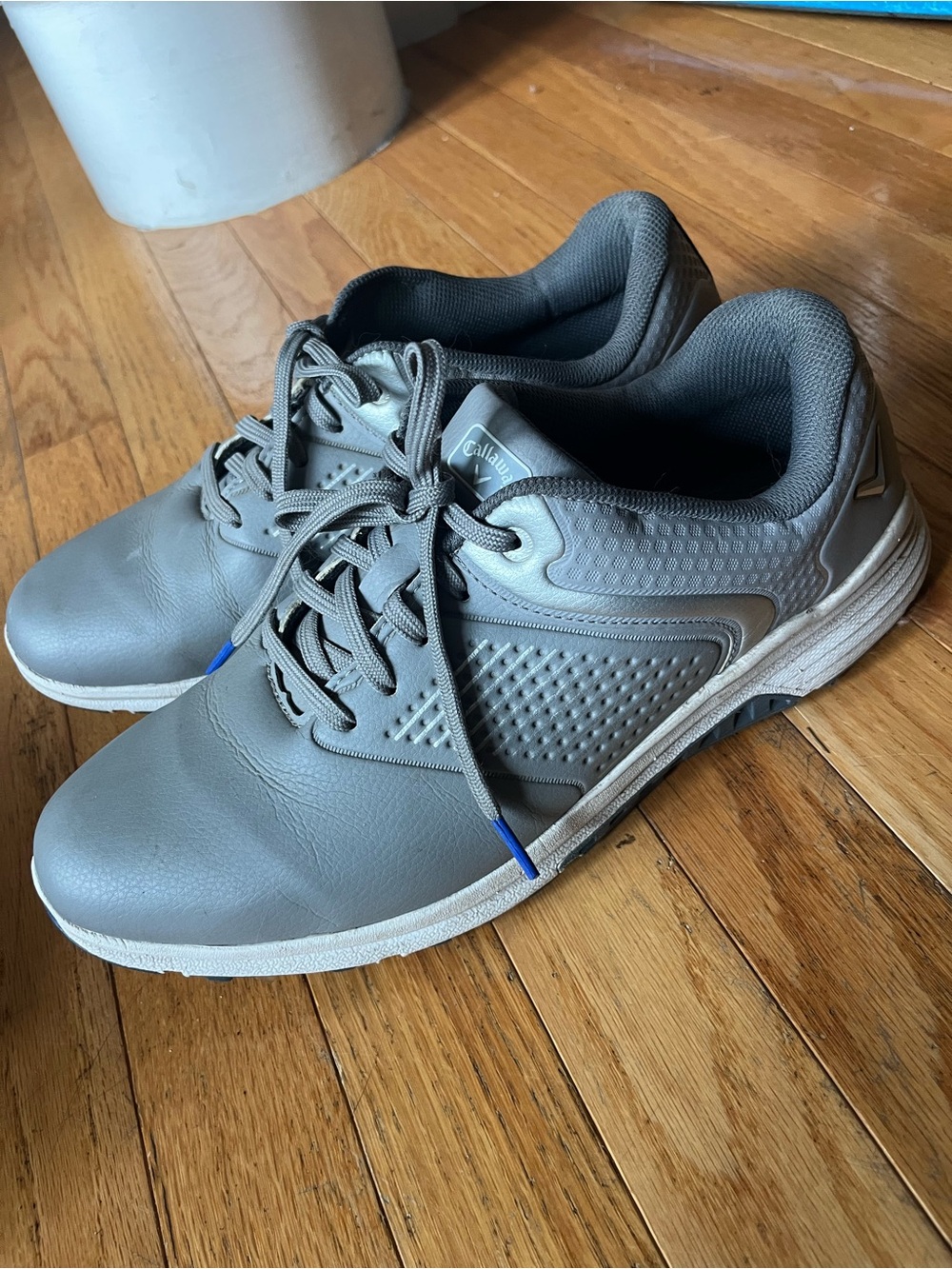 Callaway Men’s Gray Spike Golf Shoes Sz 10